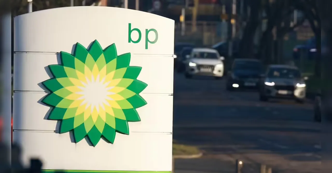 BP agrees deal to sell £7.4bn stake in Castrol to US investment firm