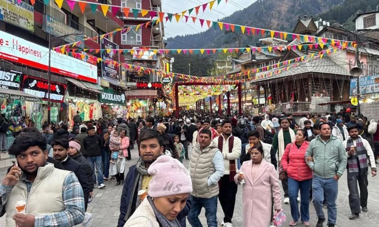 India’s Kullu district sees unprecedented tourism surge in December 2025 with nearly two lakh visitors driving growth in winter travel and eco-tourism