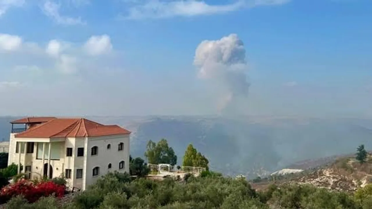 100 Israeli jets target Hezbollah rocket launchers in Lebanon amid war risk