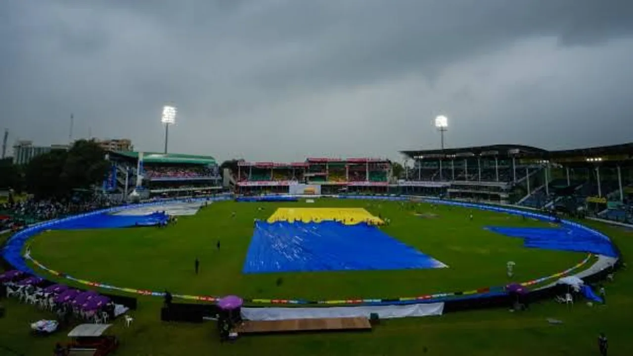 Kanpur Test Match between India and Bangladesh delayed due to rain