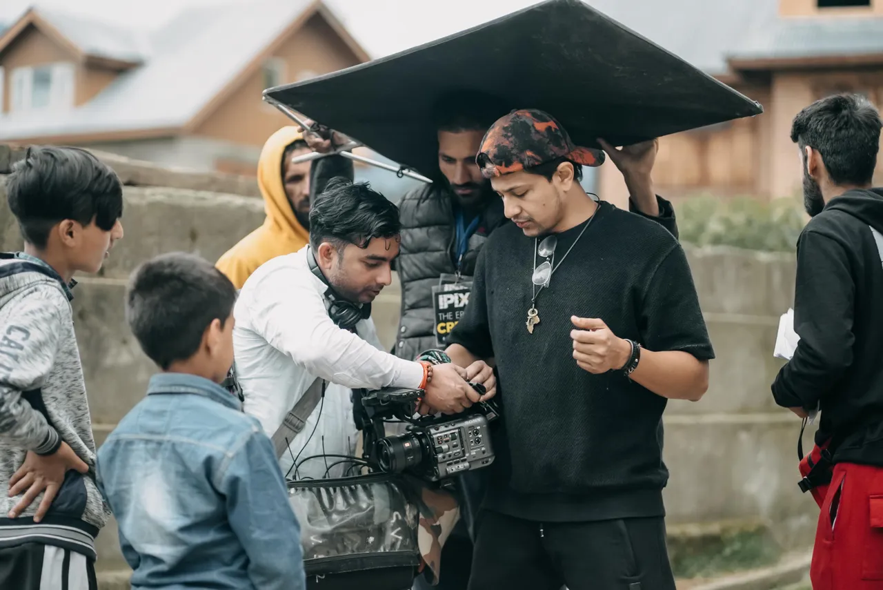 Shubh Mukherjee unveils the trailer of Kahwa:  It celebrates the thought of togetherness, humanity and peace against war