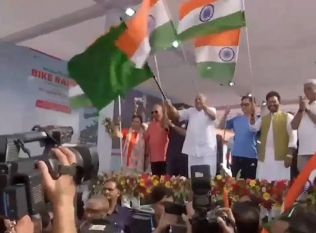 Vice President flagged off Har Ghar Tiranga Bike Rally from Bharat Mandapam