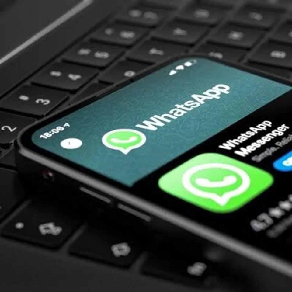 WhatsApp rolling out a community exclusive event icon for group chats