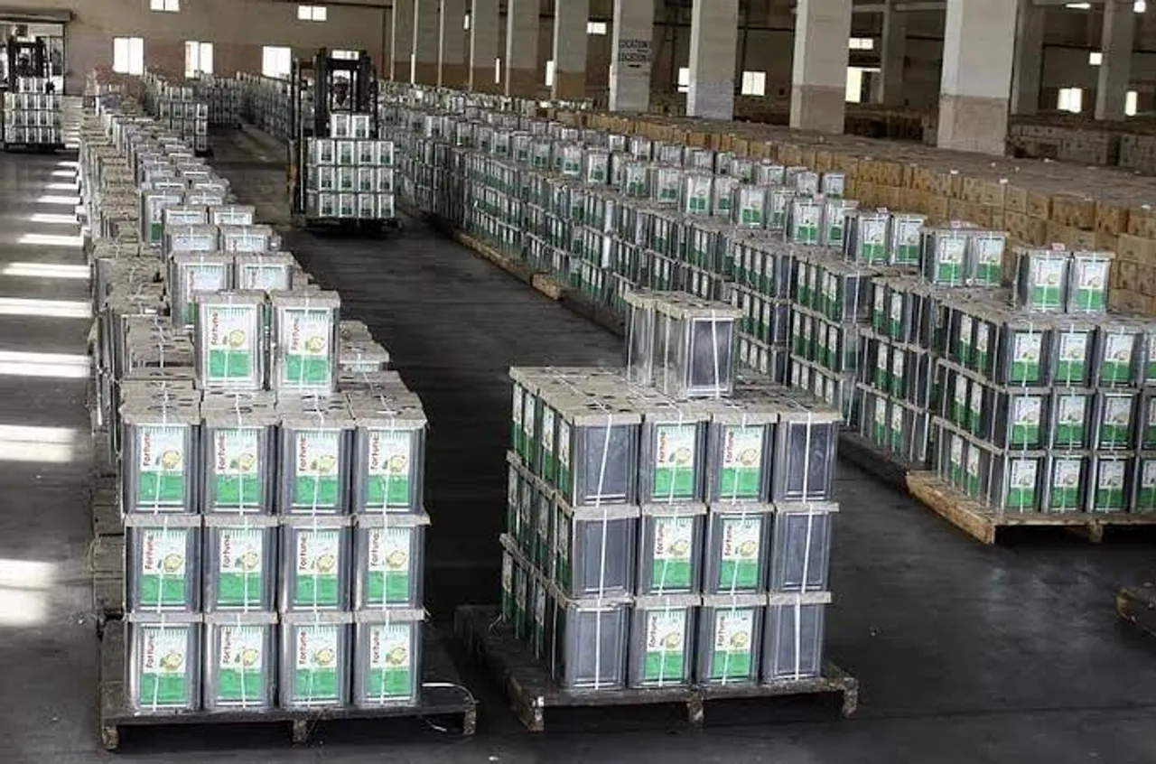 Adani Enterprises to transfer ownership of Adani Wilmar to shareholders