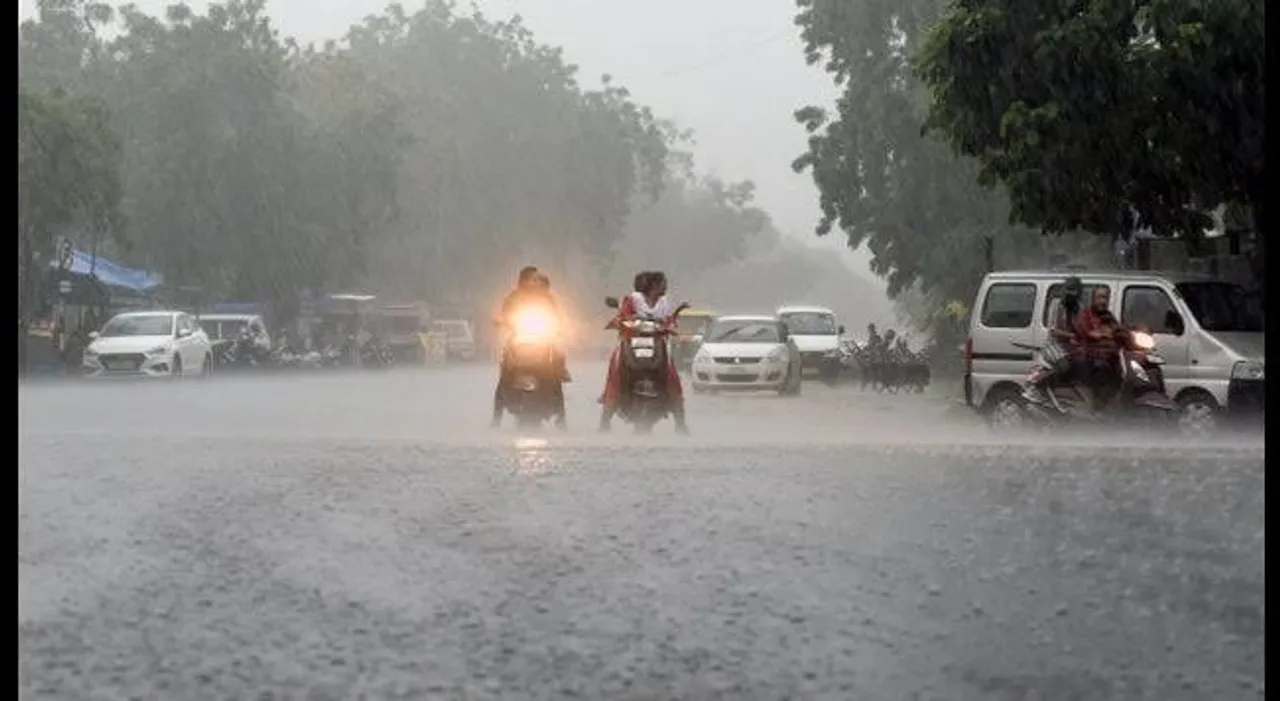 Heavy rain continues to lash Gujarat, causing road closures