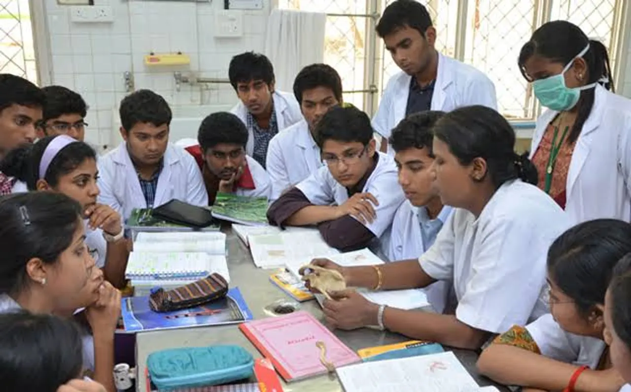 Karnataka increases MBBS course fees by 10% for private colleges