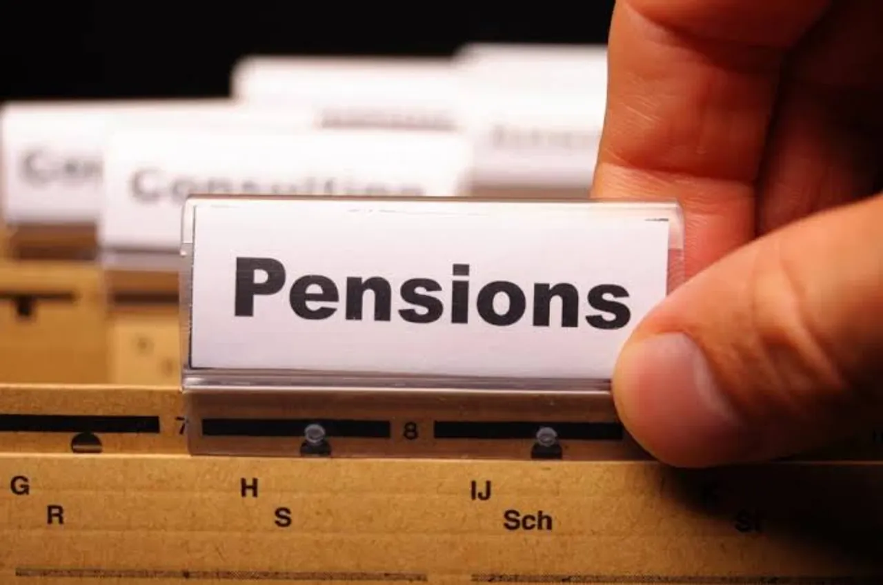 Centre launches unified pension scheme for govt employees