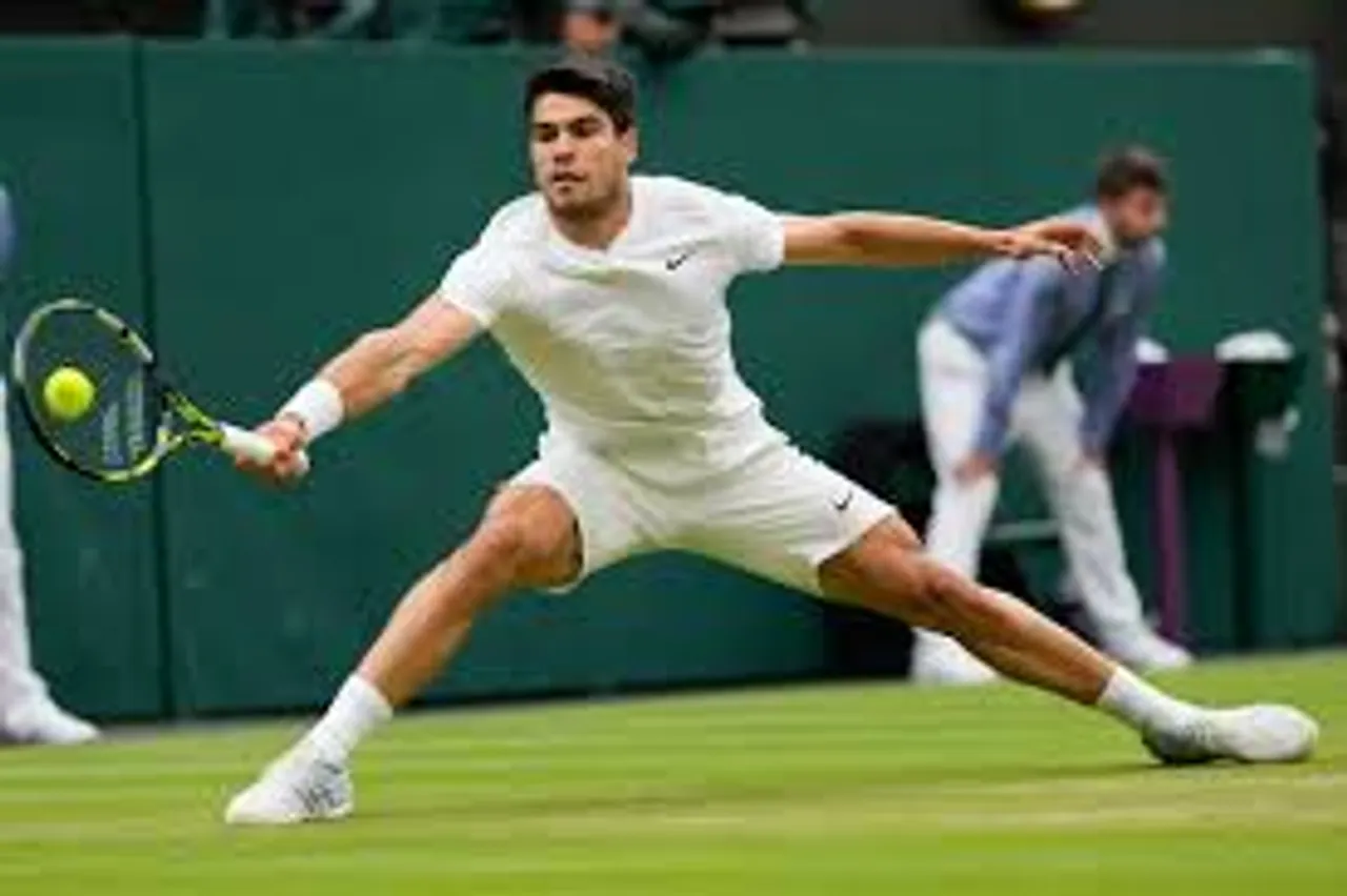 Wimbledon: Carlos Alcaraz & Jannik Sinner enter quarterfinals