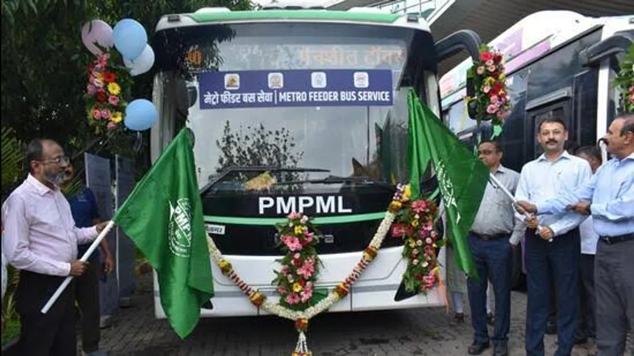 Metro bus feeder service starts from Ramwadi to Kharadi 