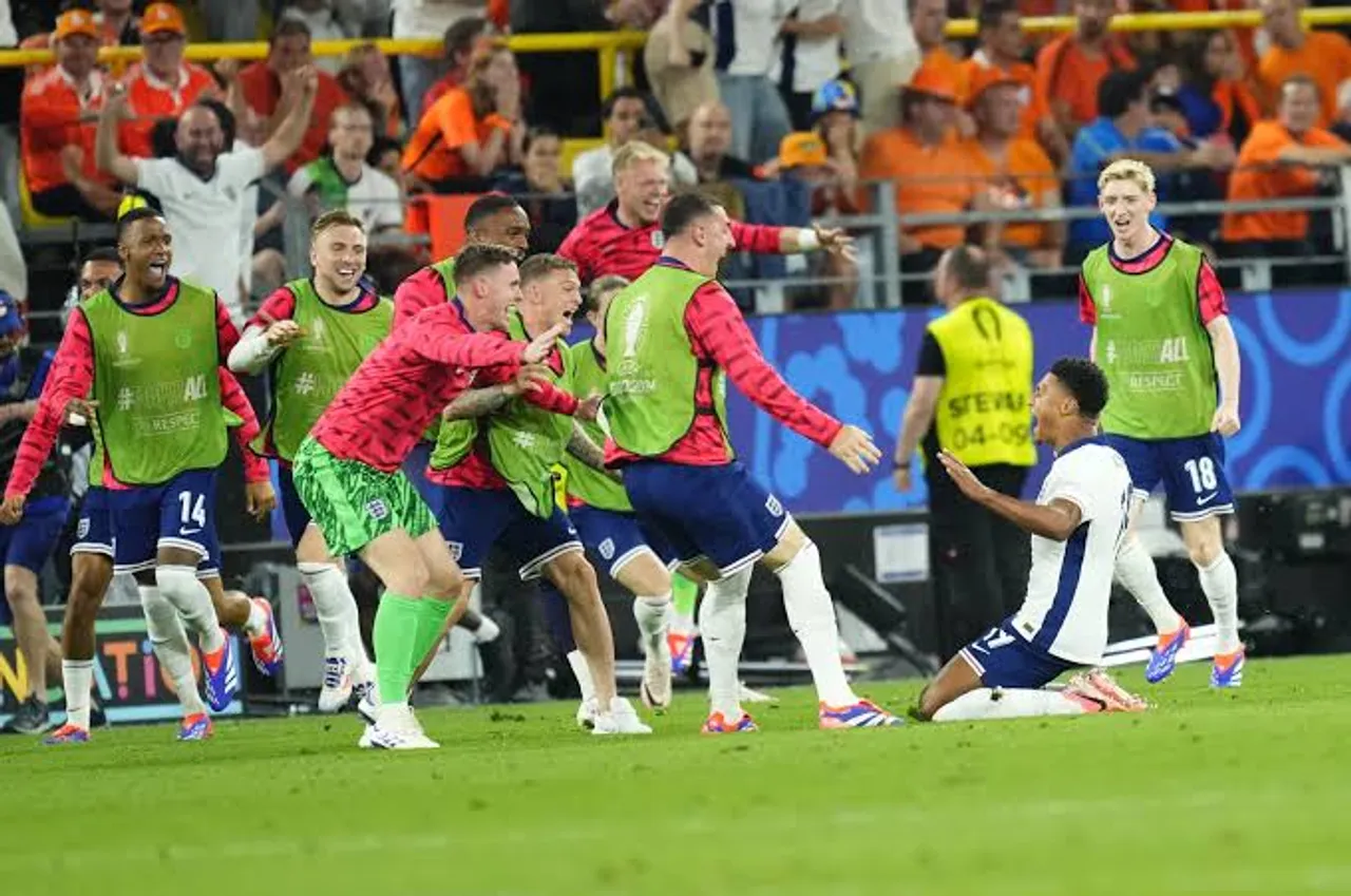 England To Face Spain In EURO Cup Foodball Final At Berlin