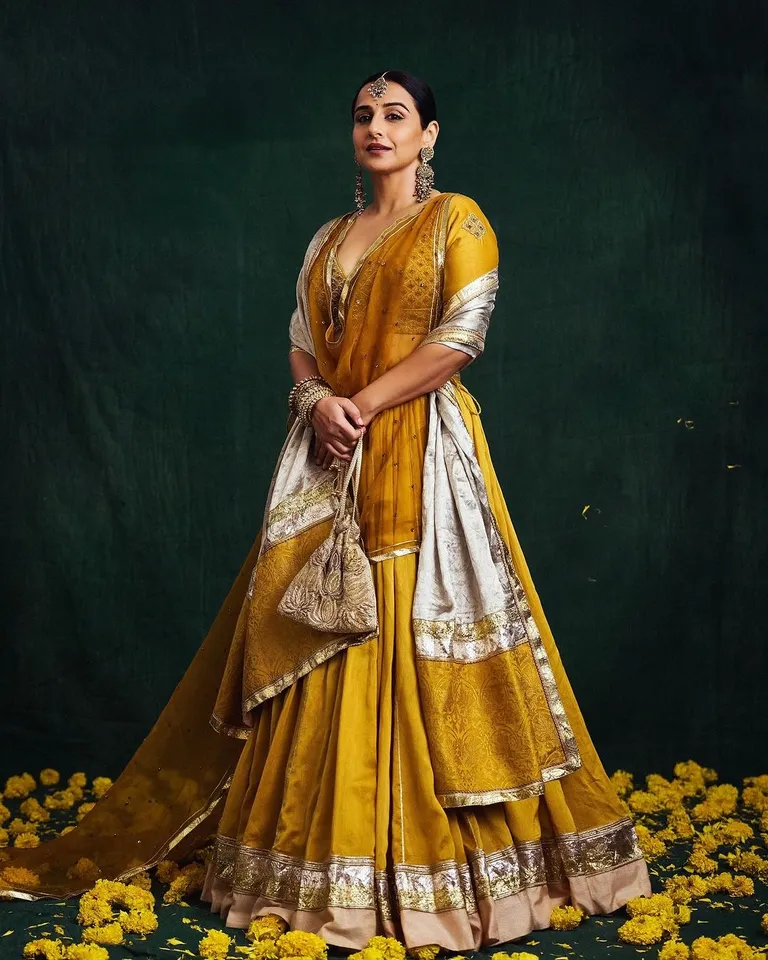 Vidya Balan pays homage to Indian Craftsmanship at Ambani Wedding gala