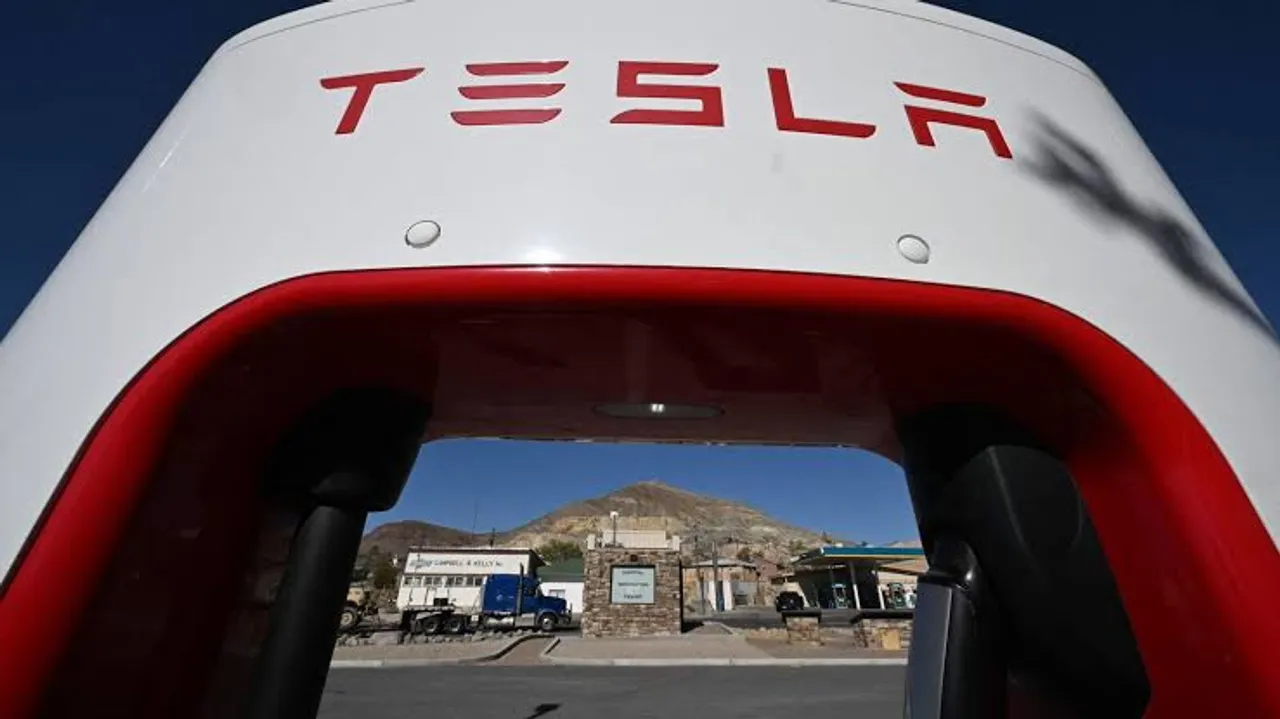 Tesla share price plummets following lackluster Robotaxi reveal