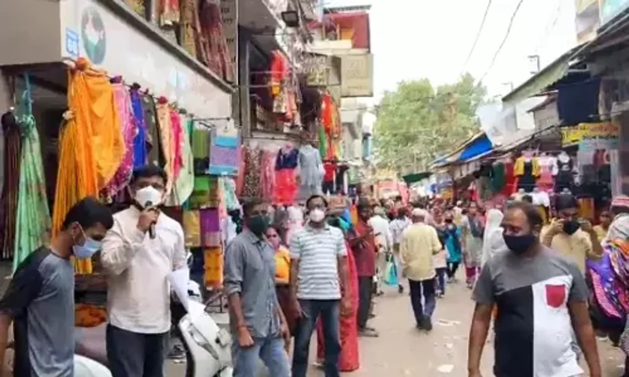 Team Revolution in Vadodara will collect idols of Dashama and immerse them the Arabian Sea