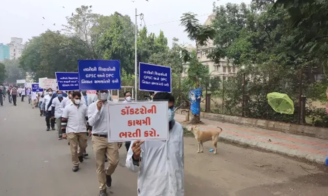 Rally by doctors in view of their long pending demands