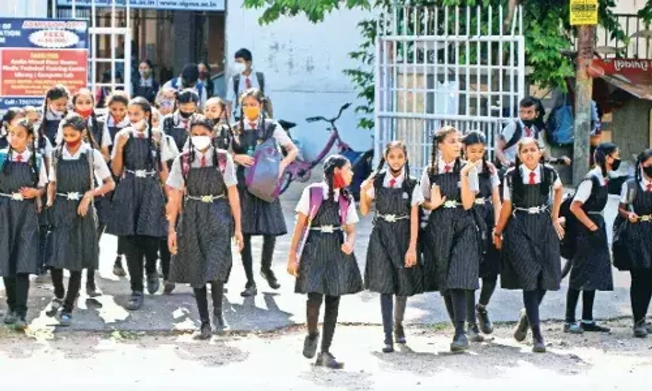 Gujarat: As schools resume for grades 1-9, the response has been lukewarm