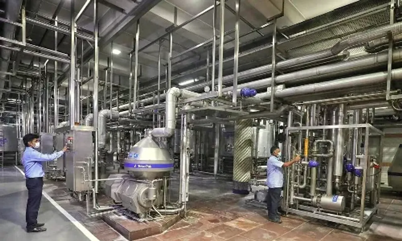 Amul plans to launch organic products, open haats, and establish a "green college"