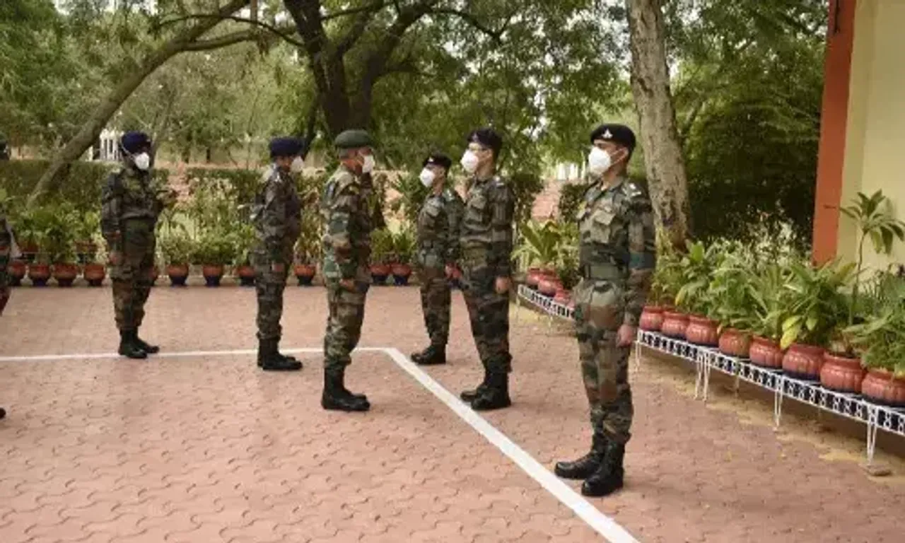 Lieutenant General JS Nain, General Officer Commanding-in-Chief, Southern Command reviews operational readiness of Golden Katar division