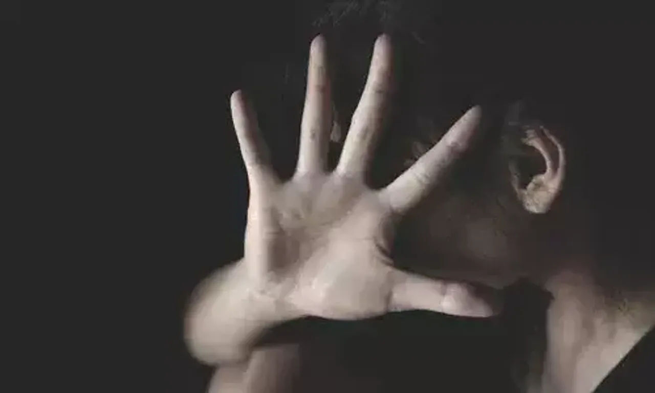 Complaint against youth for raping a girl promise to marry her