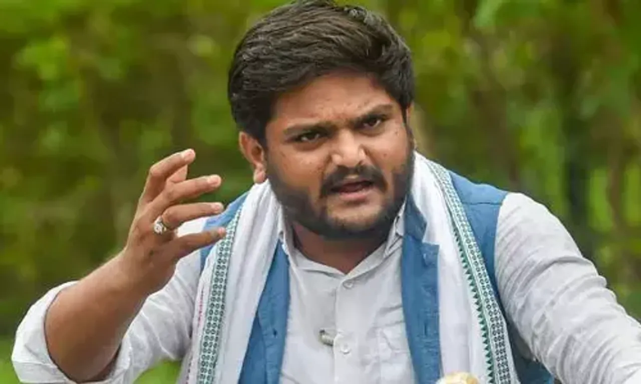 Hardik Patel drops his designation, Congress symbol from Twitter