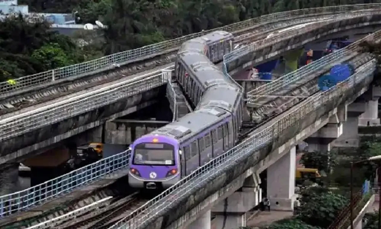 Officials: Kolkata Metro Rail services disrupted due to rail fracture