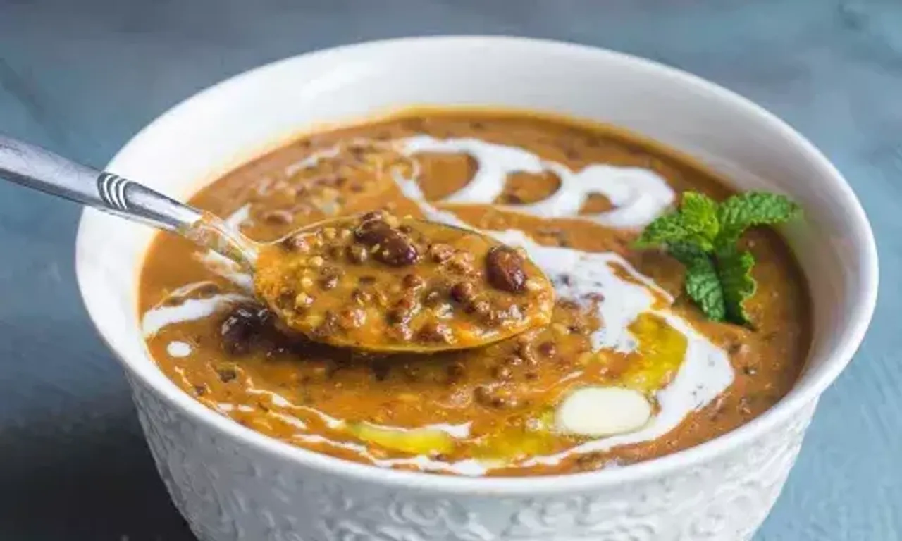 "Dal Makhani"- an extra-ordinary and creamy daal