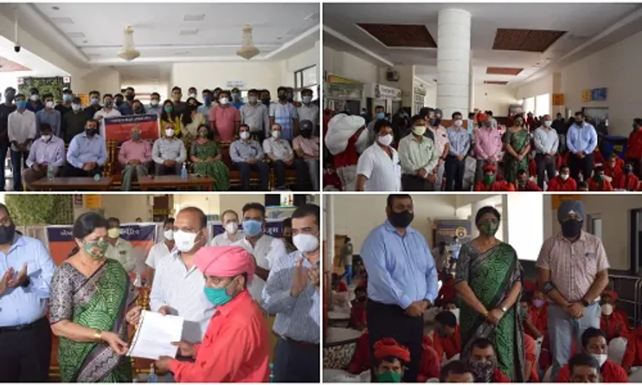 AIS friends distribute grocery kits to coolies of Vadodara railway station