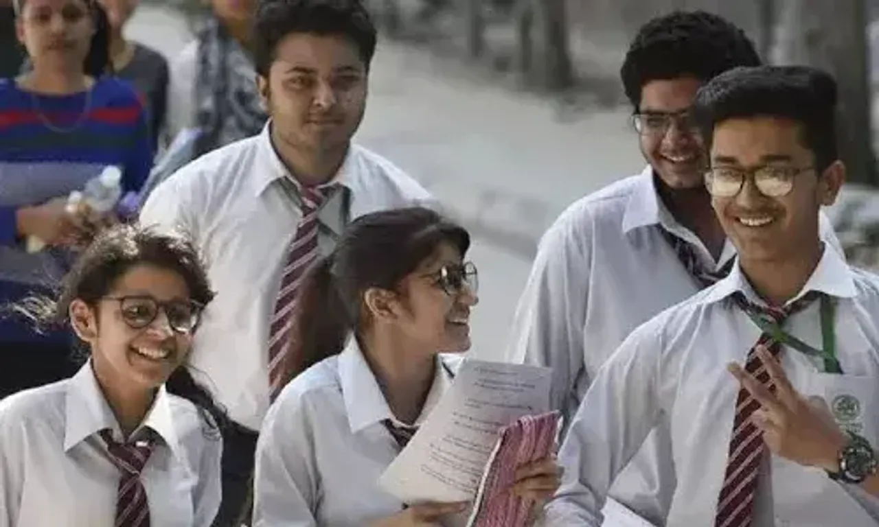 DCPCR urges schools to not withhold Class 10th, 12th board exams admit cards
