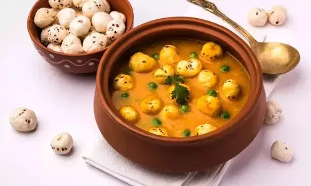 Makhana Curry recipe: Serve this dish to your guests during parties or during your family lunch or dinner