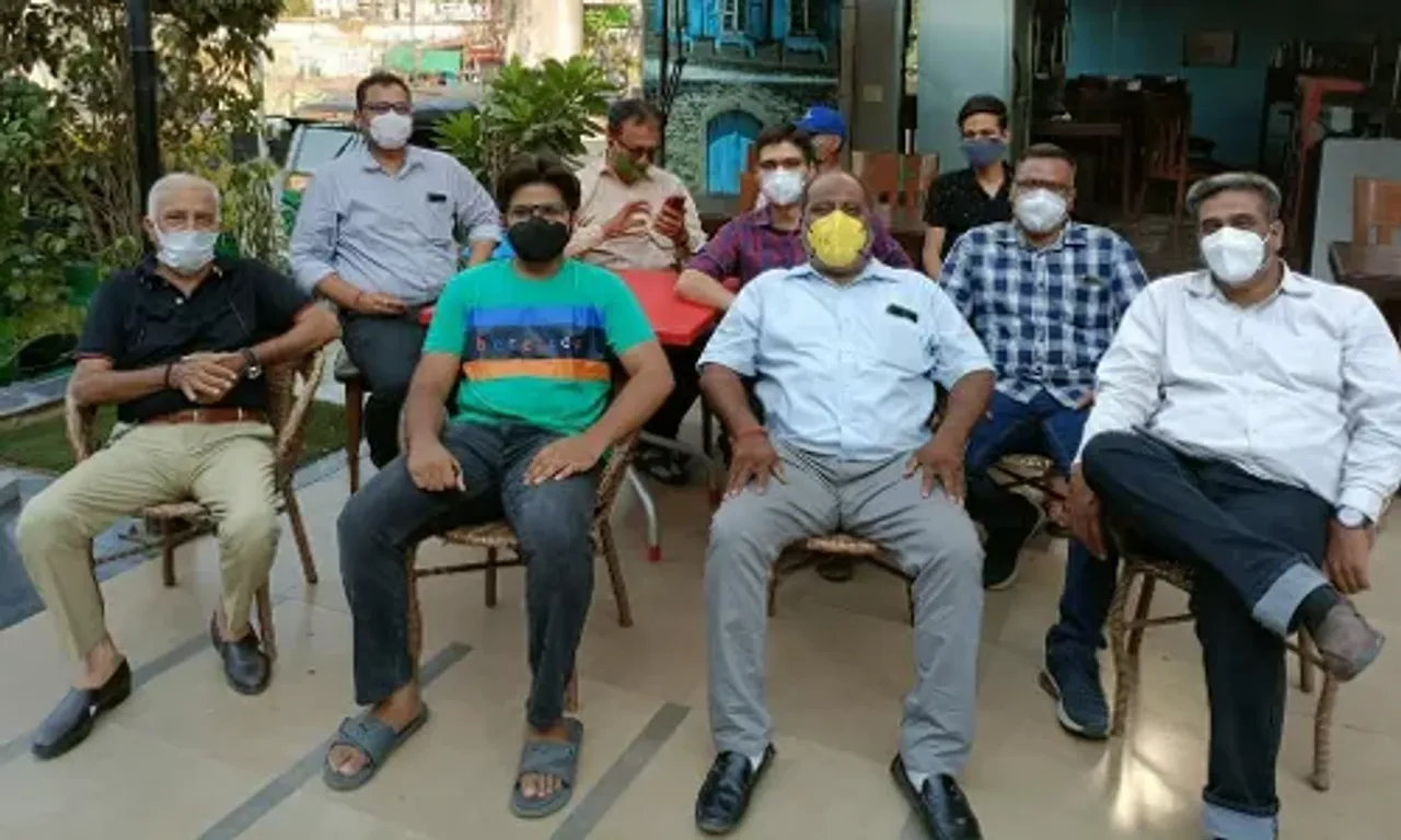 Three charitable organisations of Vadodara city have revered the Mahayagna of human service for last 111 days