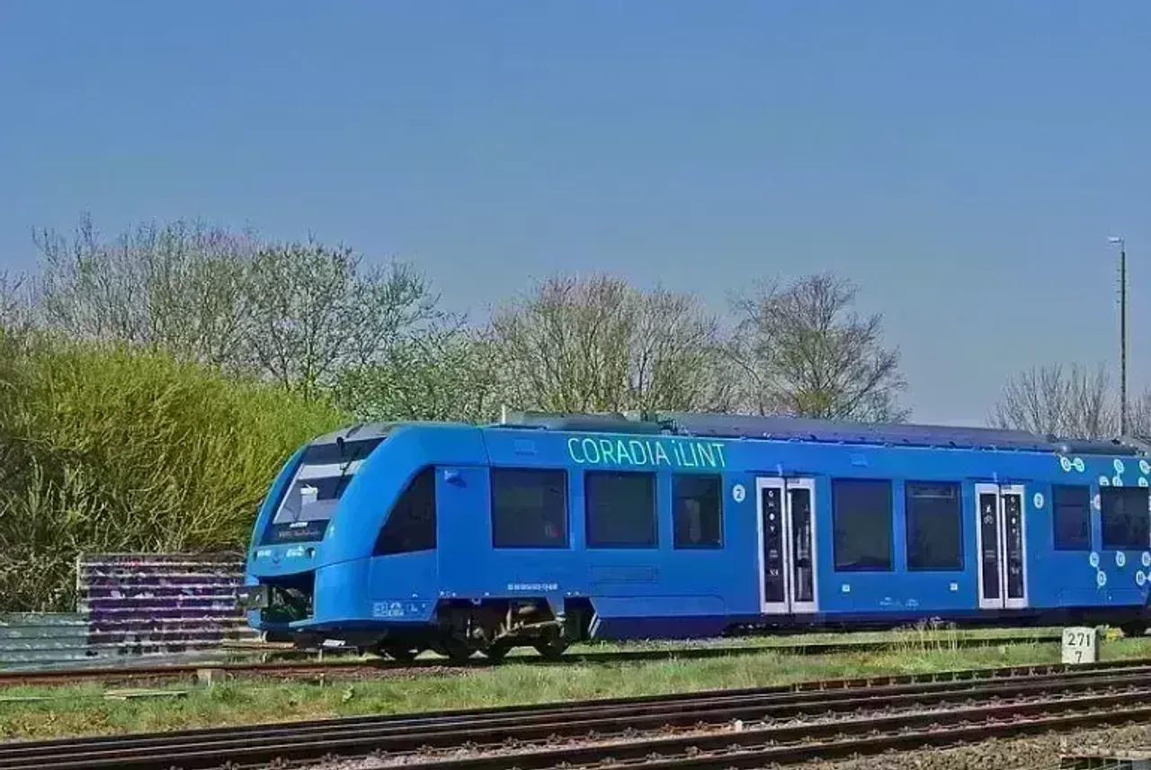 Indian Railways to launch India's first Hydrogen train by 2024 on Jind-Sonipat section