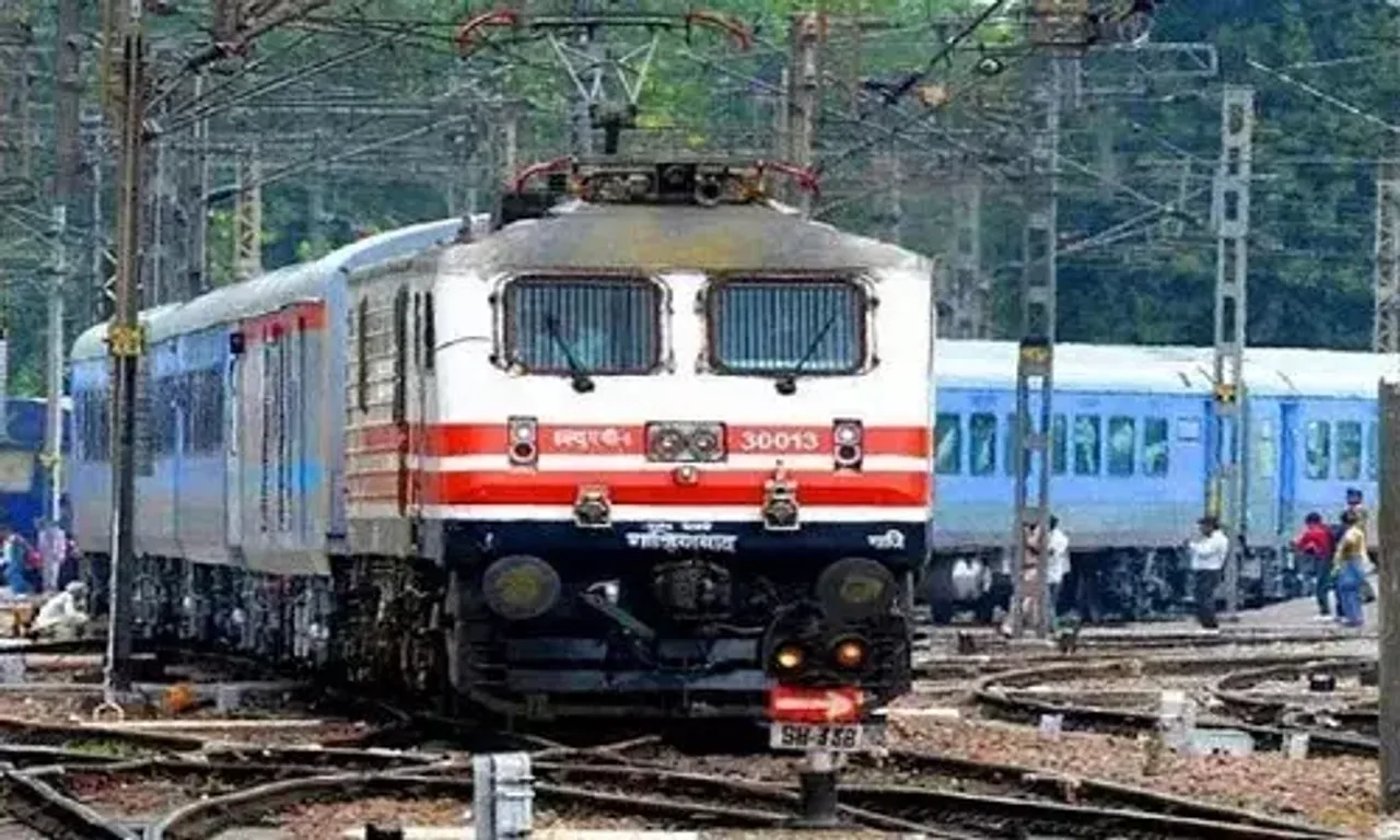 After Upwas meals, IRCTC serves Iftar on Howrah-Ranchi Shatabdi Express