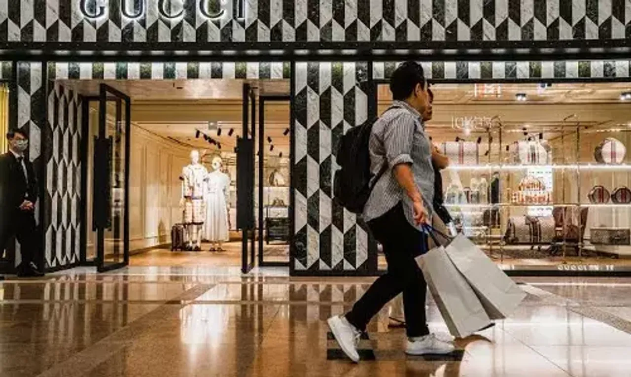 Gucci sales to plunge 20% in first quarter on Asia slowdown