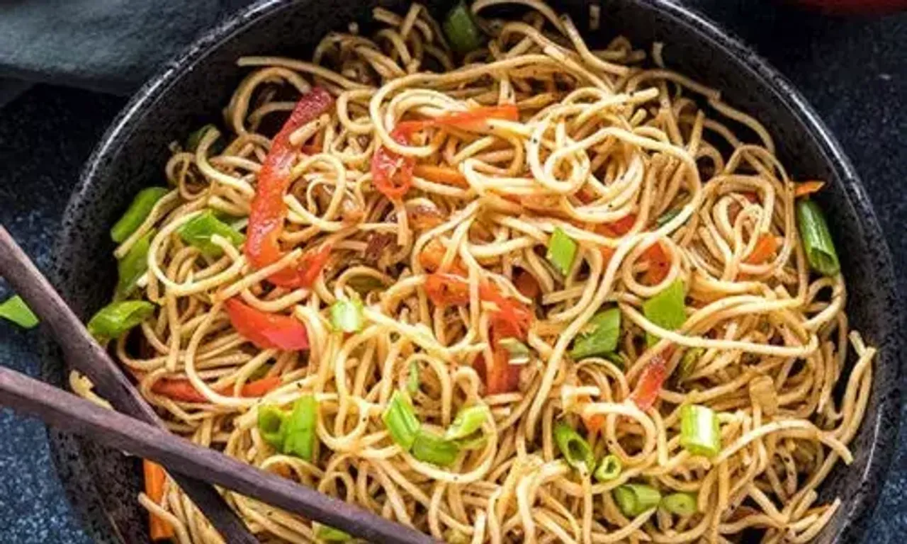 A quick and perfect weeknight meal, Vegetable hakka noodles