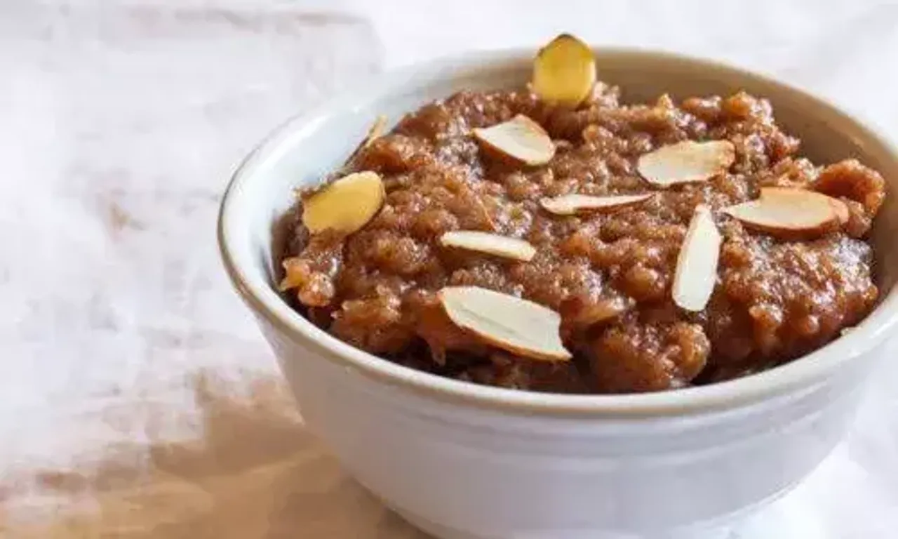 Kuttu Singhara Halwa Recipe: You can enjoy this dish as a mid meal snack during your 9-day long fast