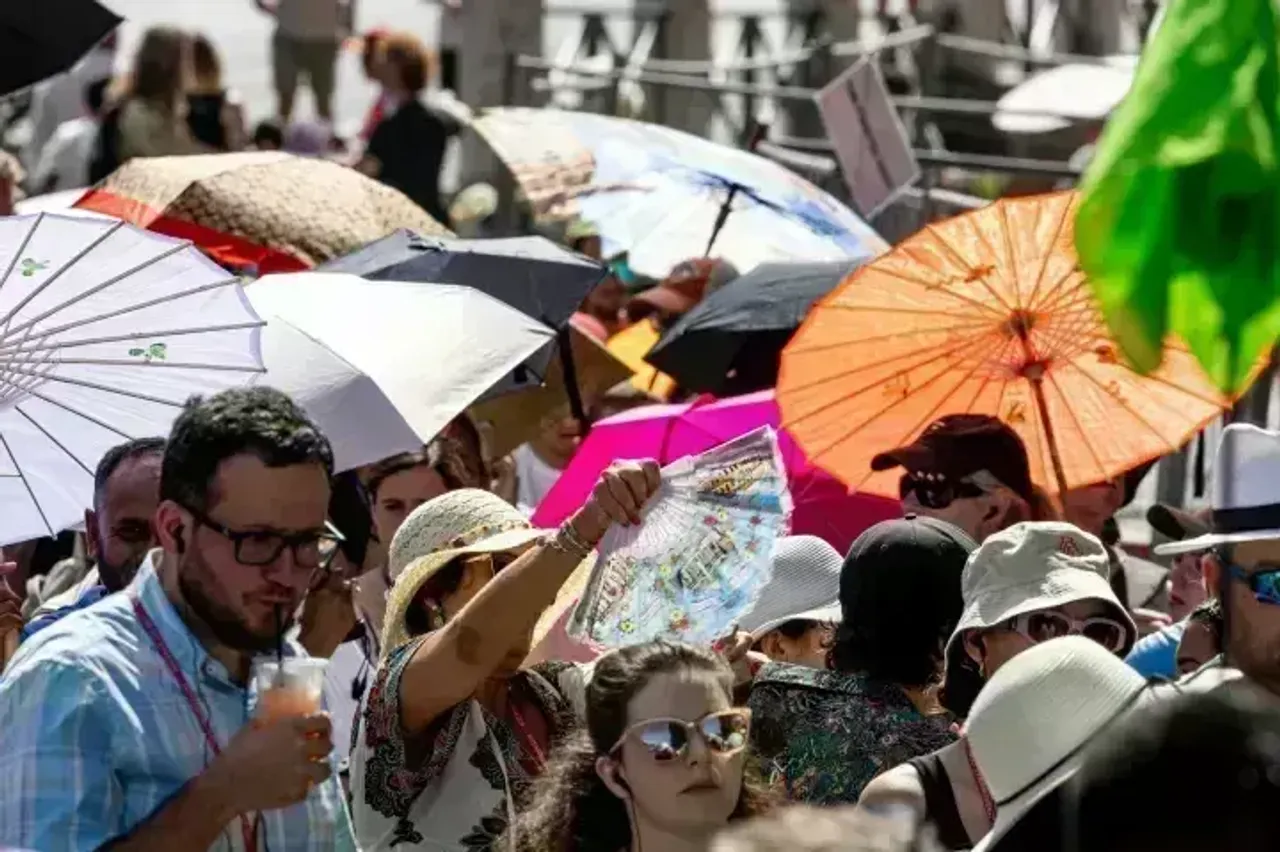 WMO: Heatwave brings health warnings as extreme weather grips globe