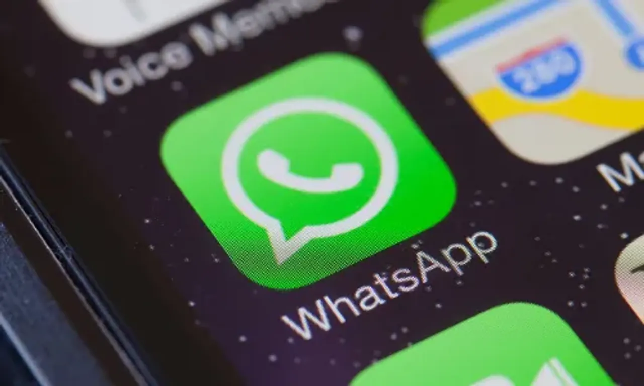 WhatsApp's new call interface images reveal a new, cleaner look