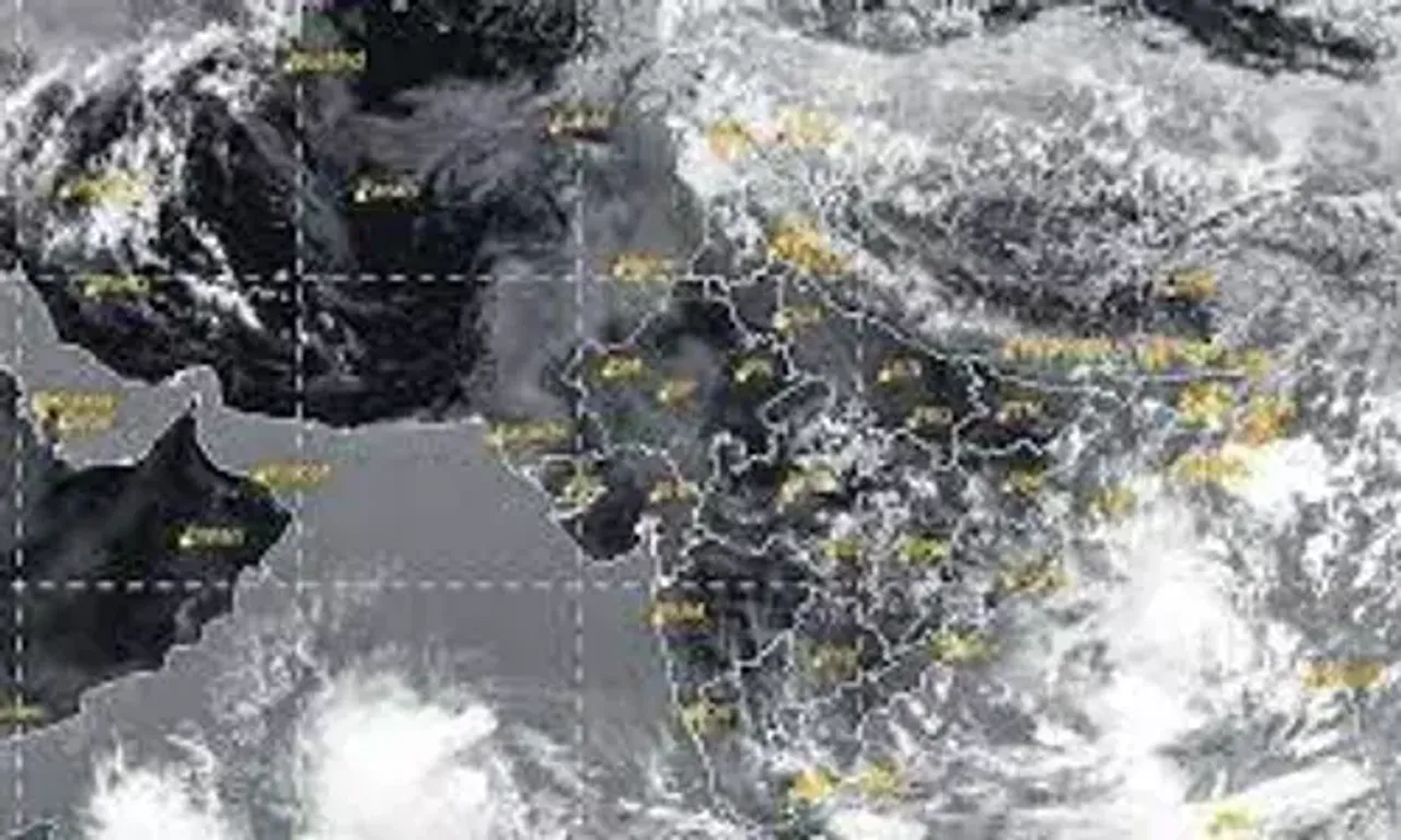 Pakistan's PM orders authorities to take emergency measures for approaching Cyclone Biparjoy