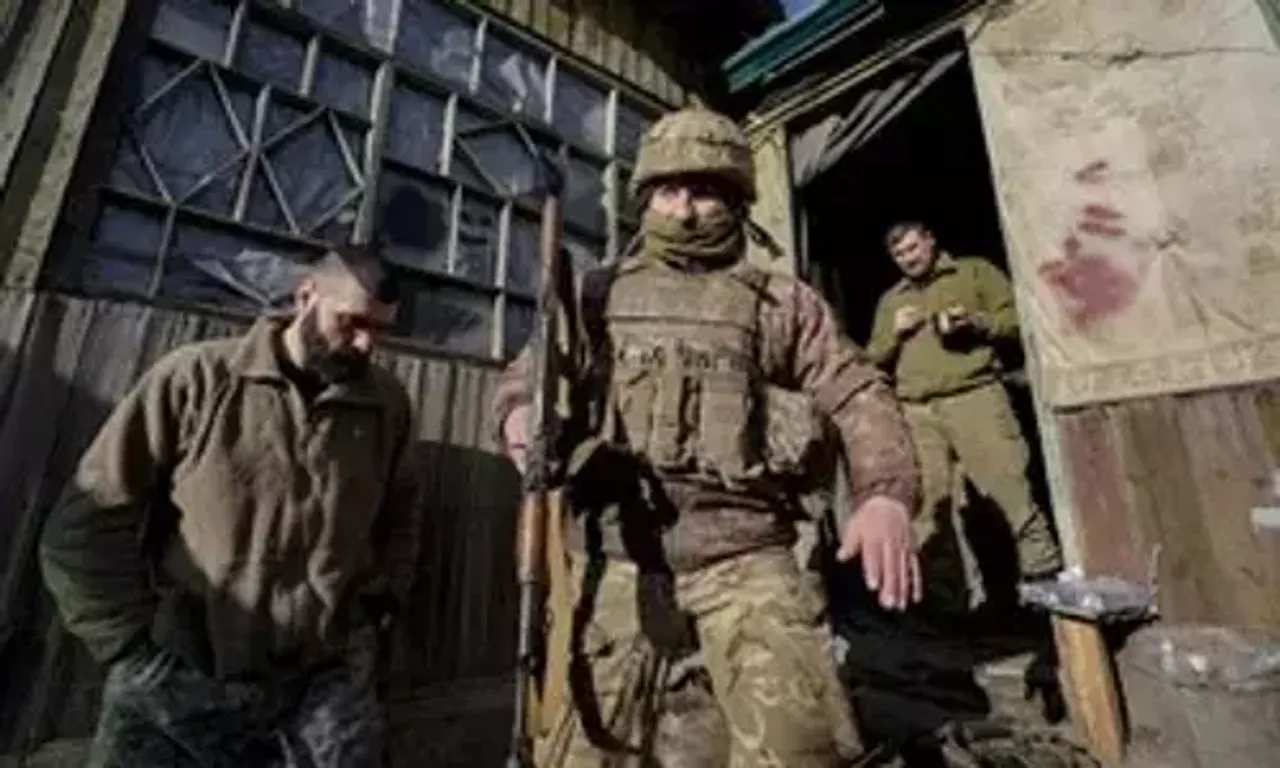 Ukraine: 2 Killed due to Russian Shelling in Luhansk Oblast