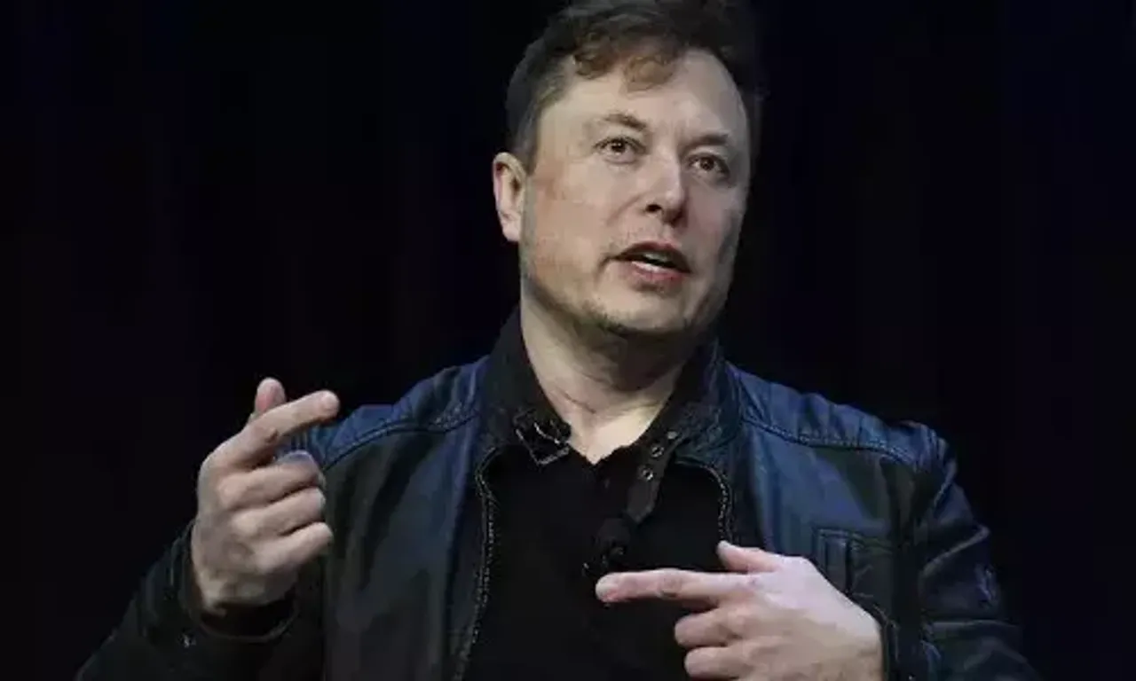 Elon Musk reportedly delays Twitter's paid verification badge to avoid Apple's 30% cut