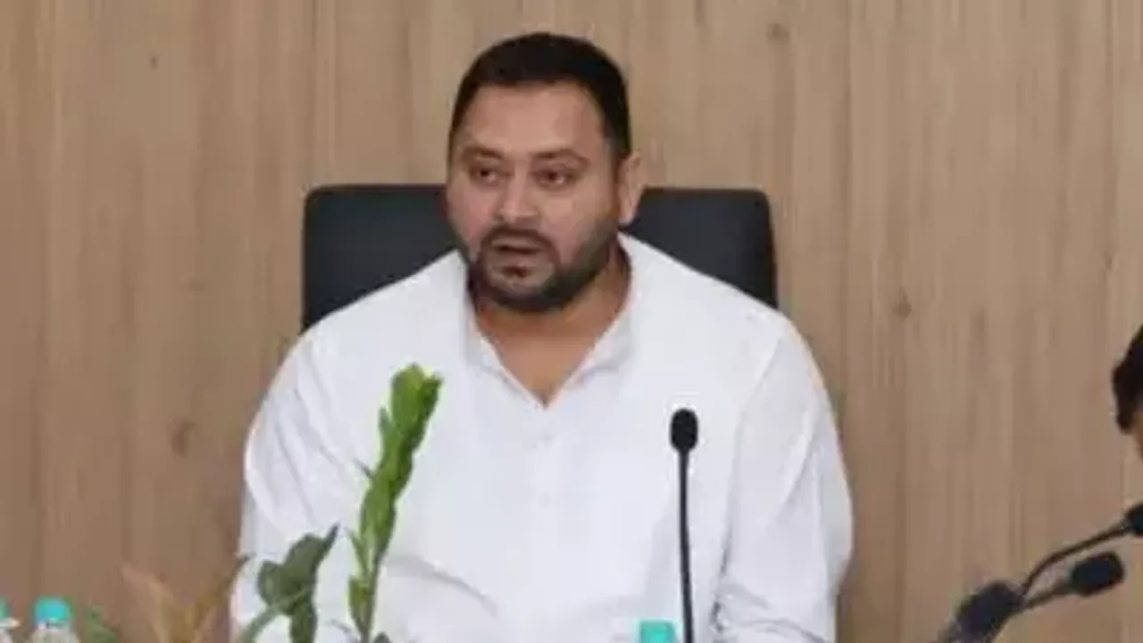 Court begins inquiry into Yadav's remark on Gujaratis