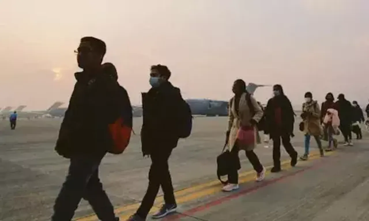Indians in Ukraine told to give details for evacuation urgently