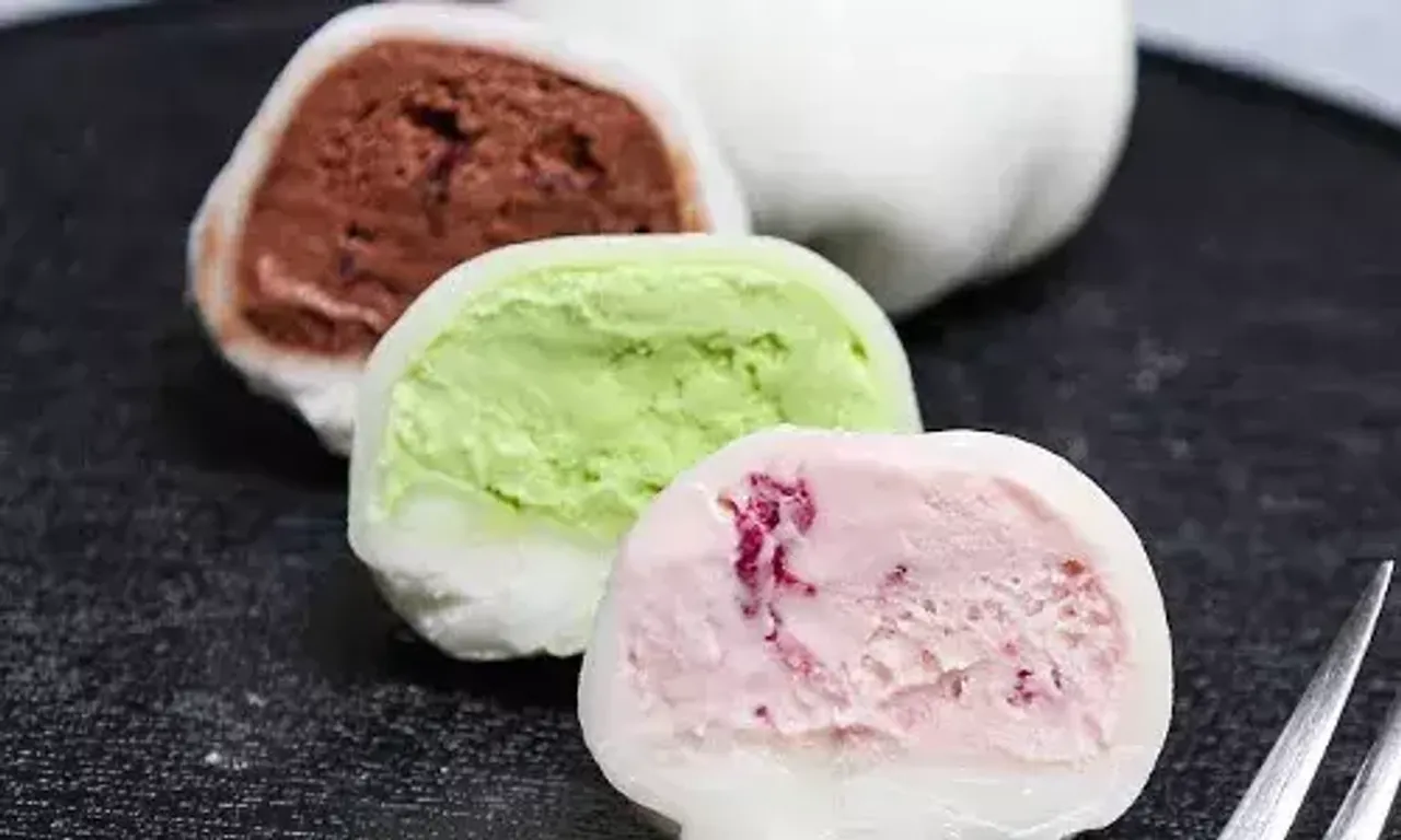 Mochi Ice Cream Recipe: Just looking at these pillowy and soft mochi ice cream can aggravate your appetite