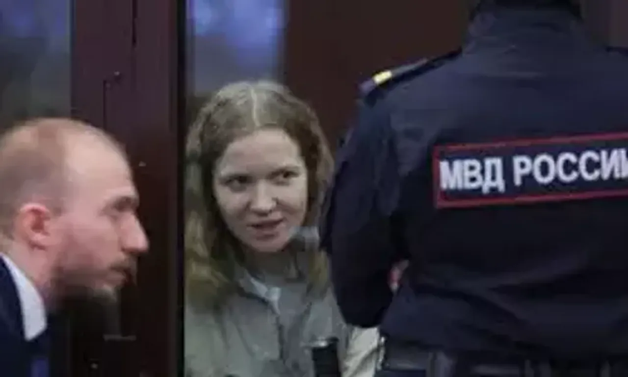 Darya Trepova: Russian woman sentenced to 27 years for St Petersburg cafe bombing