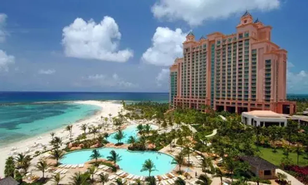 Bahamas refutes US travel warning, PM assures tourists they are ‘safe and welcoming