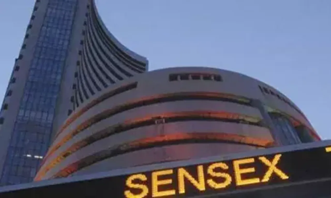 Sensex heads to 59,000 as FM Sitharaman presents Budget 2022