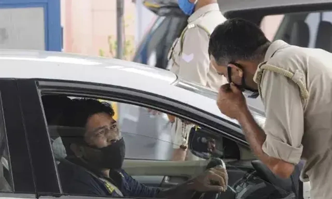 Report: Masks not compulsory in Delhi for those driving alone in cars