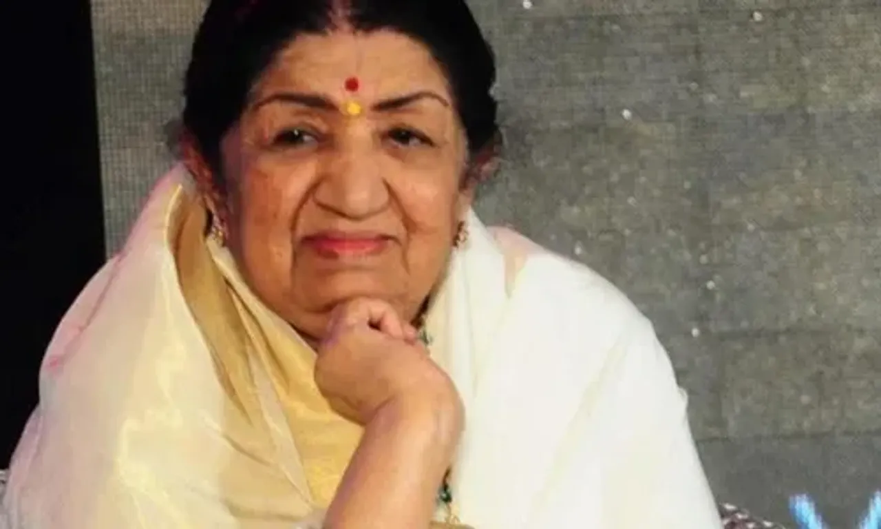 Lata Mangeshkar continues to be in ICU, Doctors say they are trying their best for her recovery