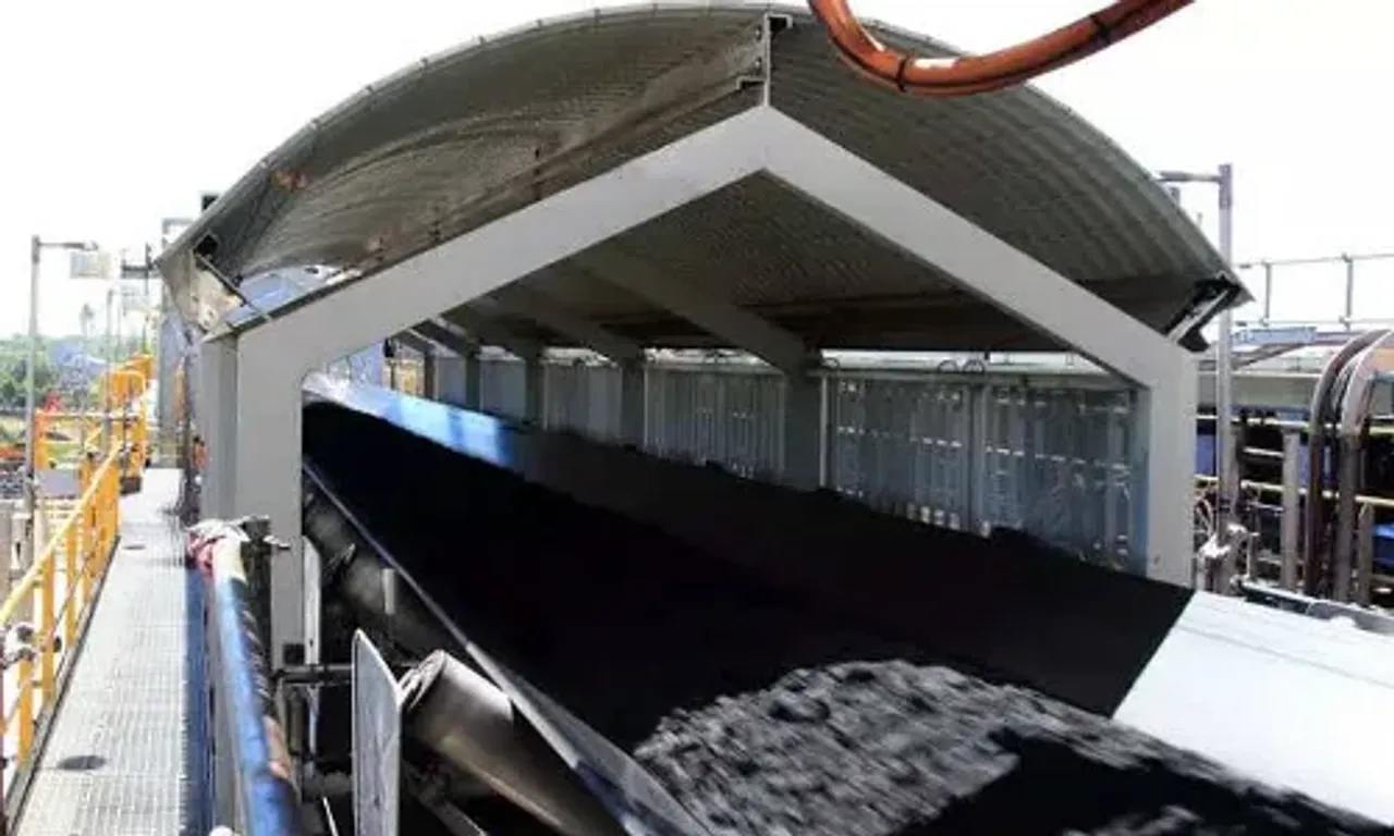 India to boost coal imports to cope with harsh weather