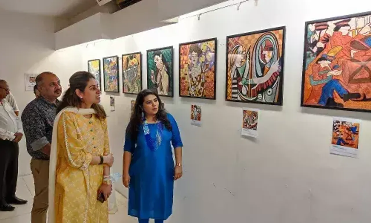 Art lover from Vadodara gives platform to Kashmiri women artists