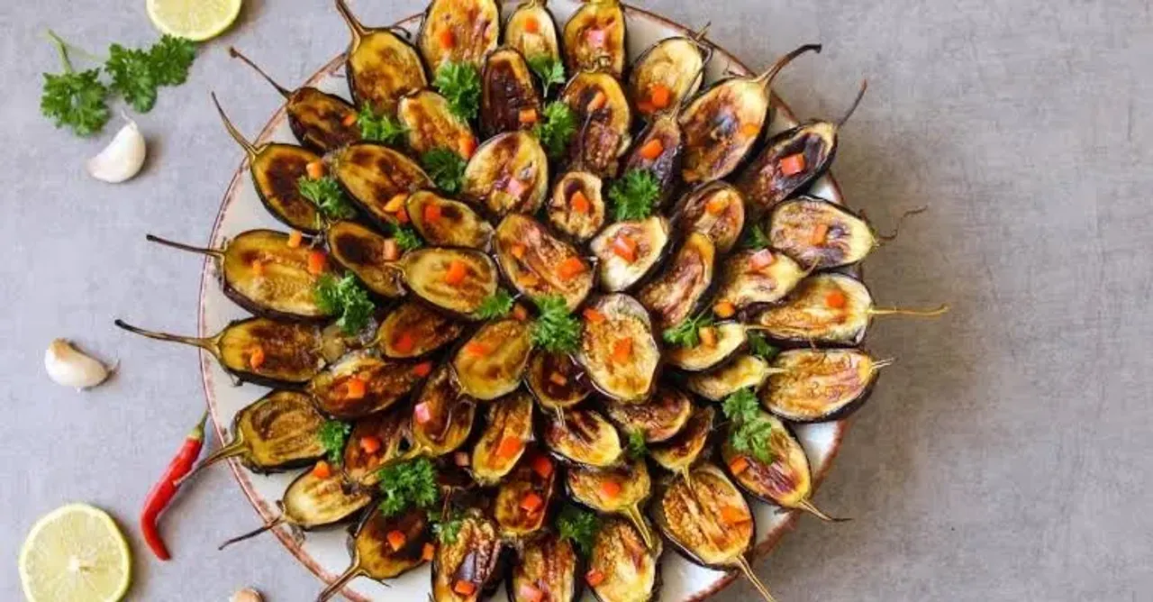 Grilled Eggplant Recipe: When your friends are coming over and you can't think of an appetizer for a small get-together, you can try cooking this
